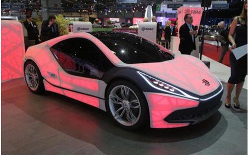 盡管3D打印車在不斷的興起和升級(jí)，在蓋世微課堂中，許博士很實(shí)際的指出，“3D打印技術(shù)應(yīng)用在汽車領(lǐng)域尚不是其強(qiáng)項(xiàng)，因汽車是一個(gè)大批量生產(chǎn)的產(chǎn)品，而3D打印目前更適合于個(gè)性化產(chǎn)品和小批量產(chǎn)品的生產(chǎn)。”